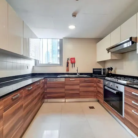 Sparkle Tower 1, Dubai Marina - Bright Two Bedroom المظهر الخارجي الصورة