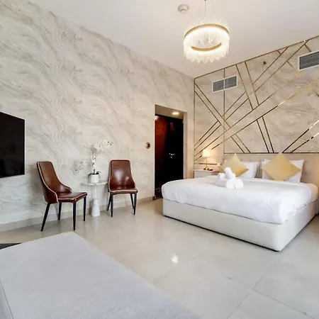 Sparkle Tower 1, Dubai Marina - Bright Two Bedroom المظهر الخارجي الصورة